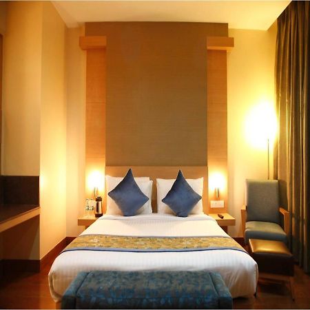 Hotel Sk Klyde Grand Delhi Ncr Zewnętrze zdjęcie